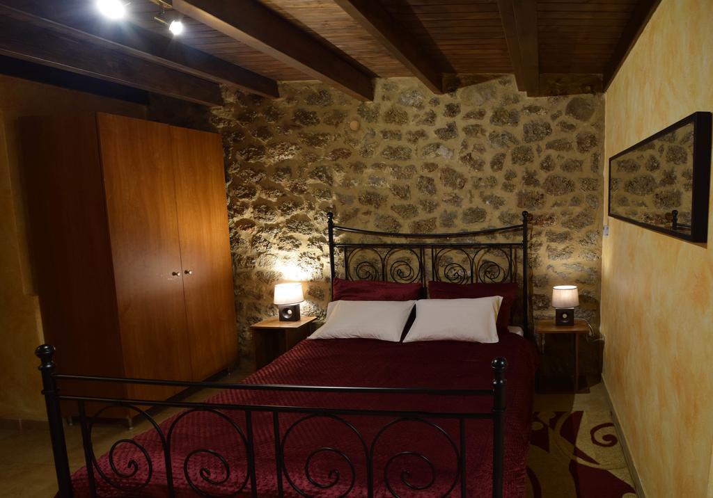 Paliokastro Guesthouse Synikia Mesi Trikalon Cameră foto